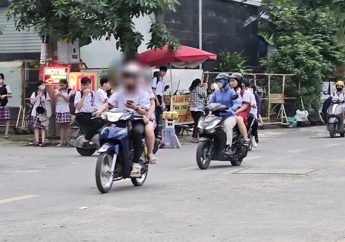 Vẫn còn nhiều trường hợp vi phạm giao thông tại trung tâm GDNN- GDTX - Ảnh 3.