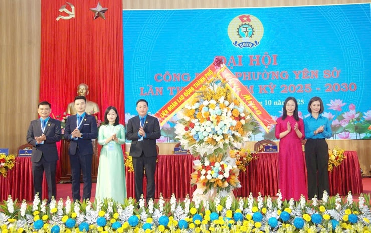 The 1st Congress of Yen So Ward Trade Union, term 2025-2030 - Photo 1. Đại hội đại biểu Công đoàn phường Yên Sở lần thứ I, nhiệm kỳ 2025-2030- Ảnh 1.