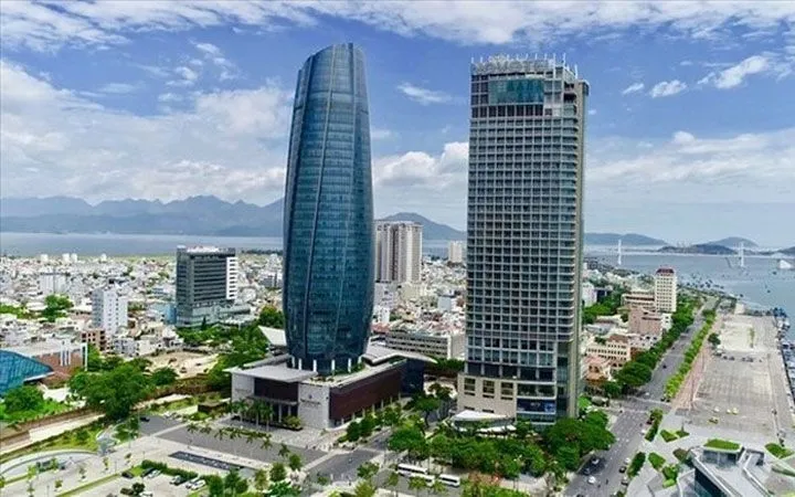 Complementar e aperfeiçoar o projecto de Decreto do Governo sobre o Centro Financeiro Internacional Bổ sung, hoàn thiện dự thảo Nghị định Chính phủ về Trung tâm tài chính quốc tế