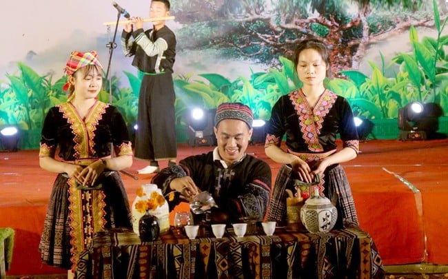 Red River Festival 2025 kommer att äga rum i november i Lao Cai - Foto 1. Festival sông Hồng năm 2025 sẽ diễn ra vào tháng 11 tại Lào Cai - Ảnh 1.