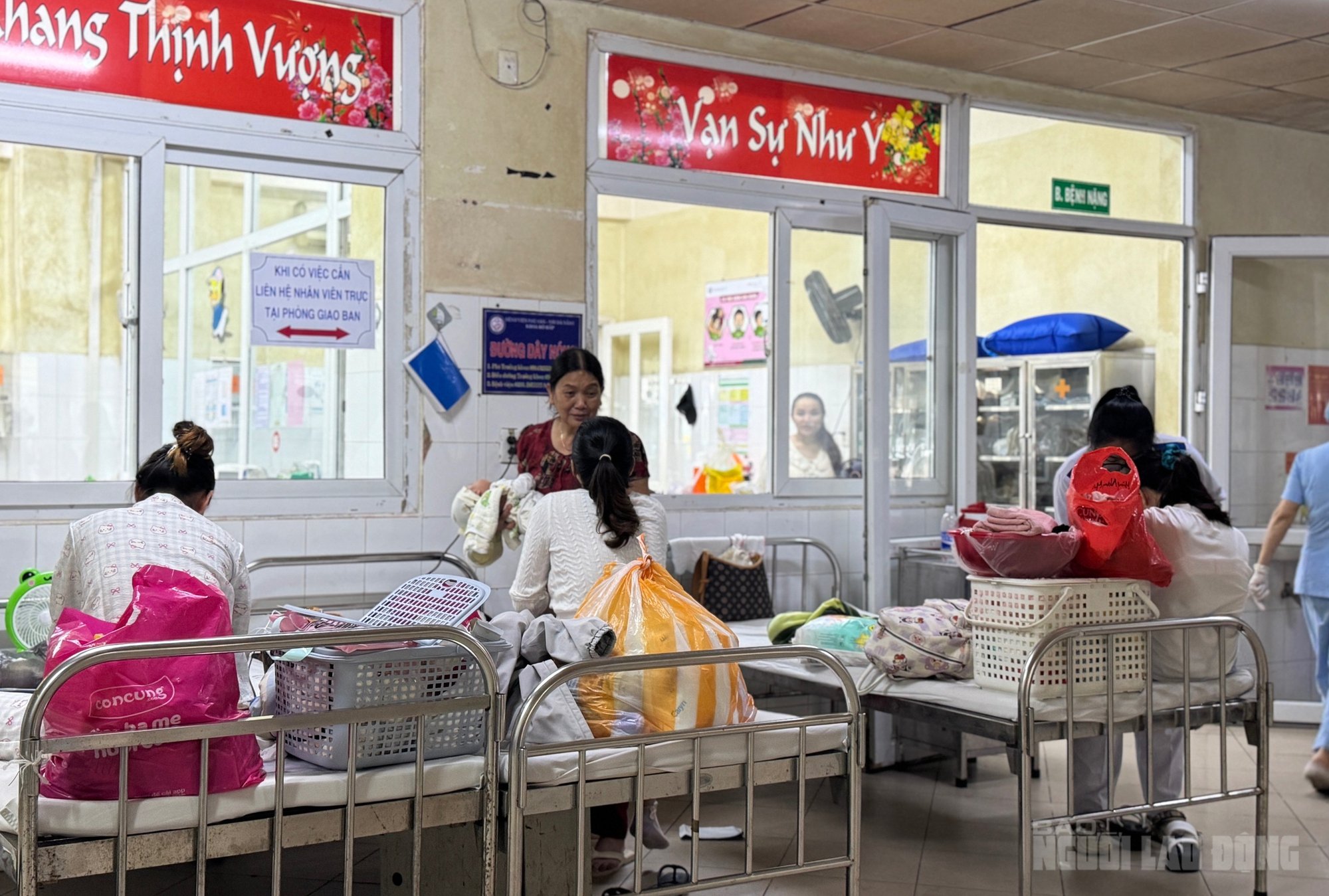 Đà Nẵng ghi nhận trẻ mắc cúm virus nhập viện gia tăng , khoa nhi quá tải - Ảnh 6. Đà Nẵng ghi nhận trẻ mắc cúm virus nhập viện gia tăng , khoa nhi quá tải - Ảnh 6.