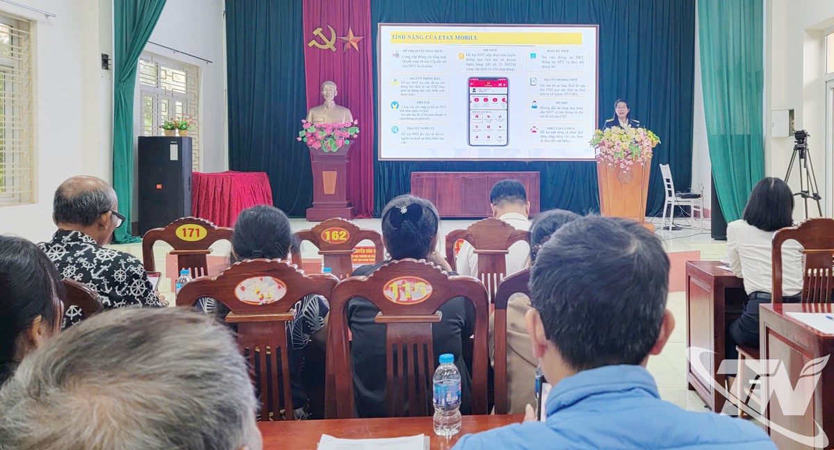ប្រតិភូចូលរួមសន្និសីទ។