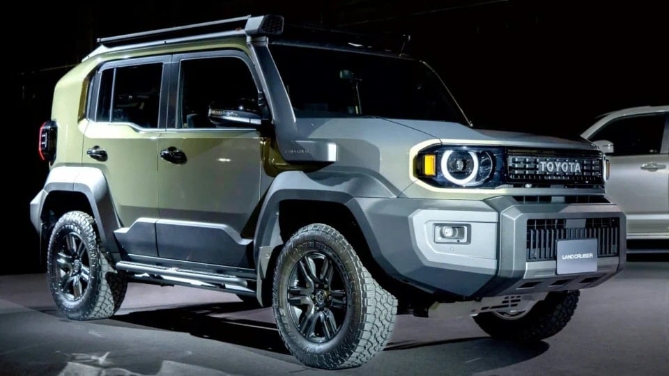 Toyota Land Cruiser FJ din perspectiva presei