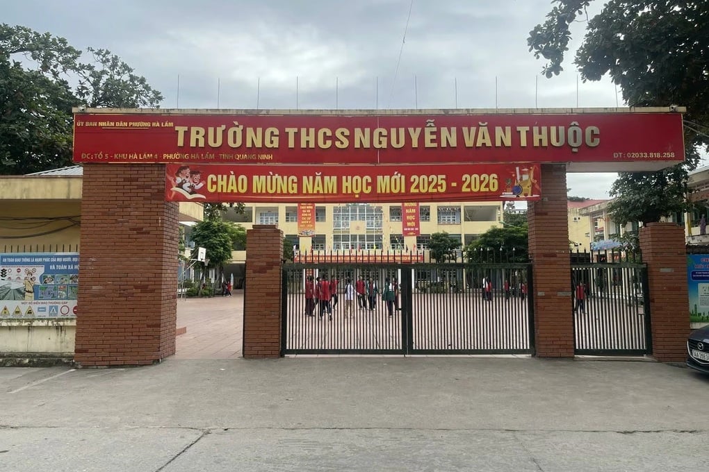 Cách chức hiệu trưởng, kỷ luật 8 cán bộ do nâng điểm cho học sinh - 1