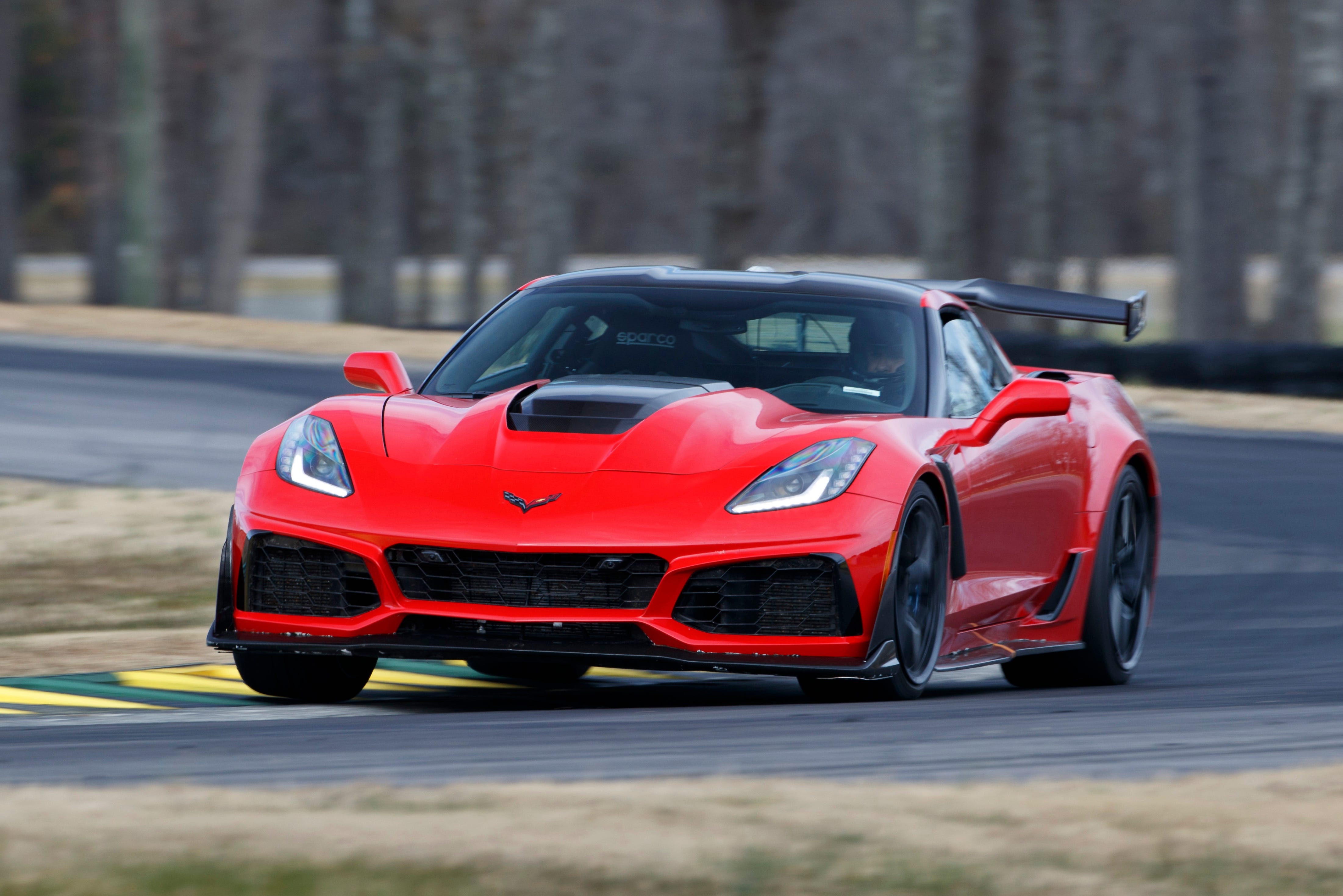 Chevrolet Corvette ZR1 2019 na pista de testes