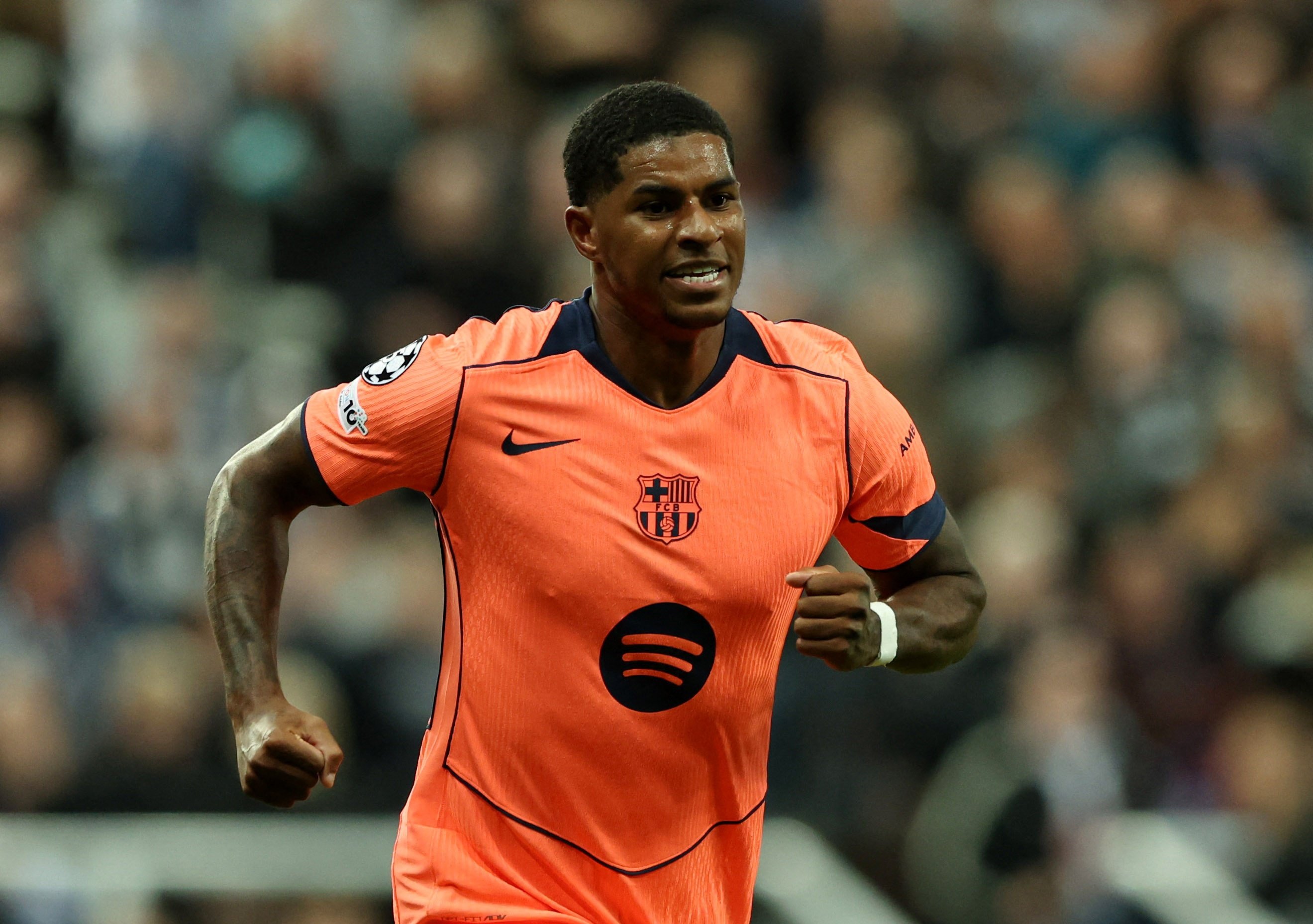 Ngo ngang Rashford anh 3