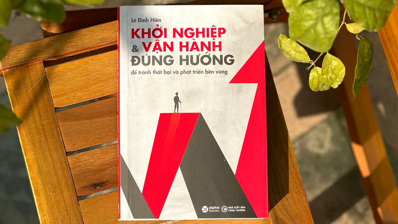 Boken kommer att släppas nationellt i oktober 2025.
