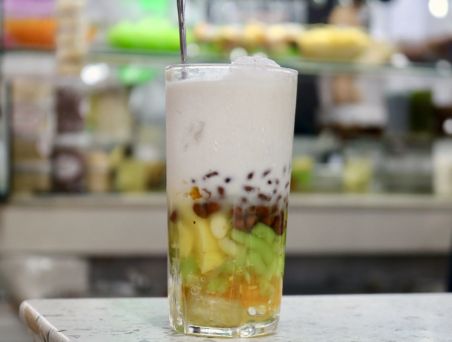 ¿Qué tiene de atractivo la nueva serie de recorridos culinarios por la ciudad de Ho Chi Minh para los turistas? - Foto 3. Chùm tour ẩm thực mới của TP.HCM có gì hấp dẫn khách du lịch?- Ảnh 3.