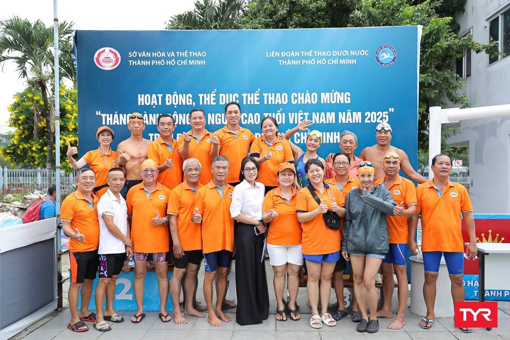Comienza el Torneo de Natación Senior de Ciudad Ho Chi Minh 2025 - foto 1