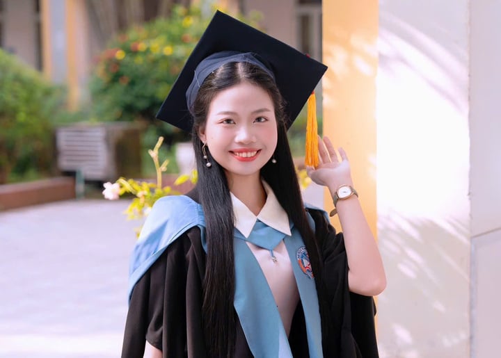 Tran Thuy Linh se graduó con un doctorado después de 3,5 años (Foto: NVCC)