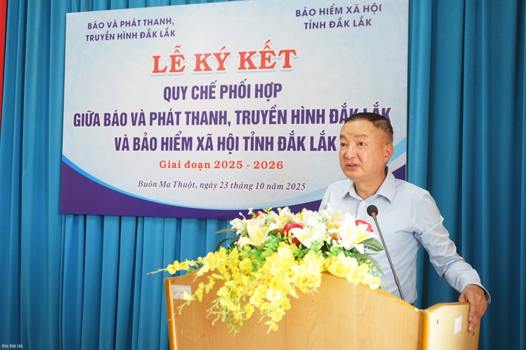 ប្រធាន​ធានា​រ៉ាប់រង​សង្គម​ខេត្ត លោក Tran Manh Toan ថ្លែង​ក្នុង​ពិធី​ចុះ​ហត្ថលេខា