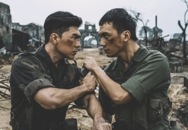 Anledningen till att producenten av 'Red Rain' uttalade sig för att varna - Foto 2. Lý do khiến nhà sản xuất 'Mưa đỏ' lên tiếng cảnh báo- Ảnh 2.