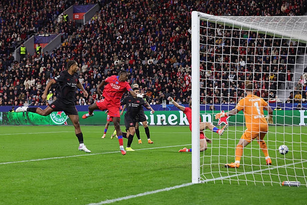 Vì sao lượt thứ 3 vòng bảng Champions League có số lượng bàn thắng kỷ lục? - 2