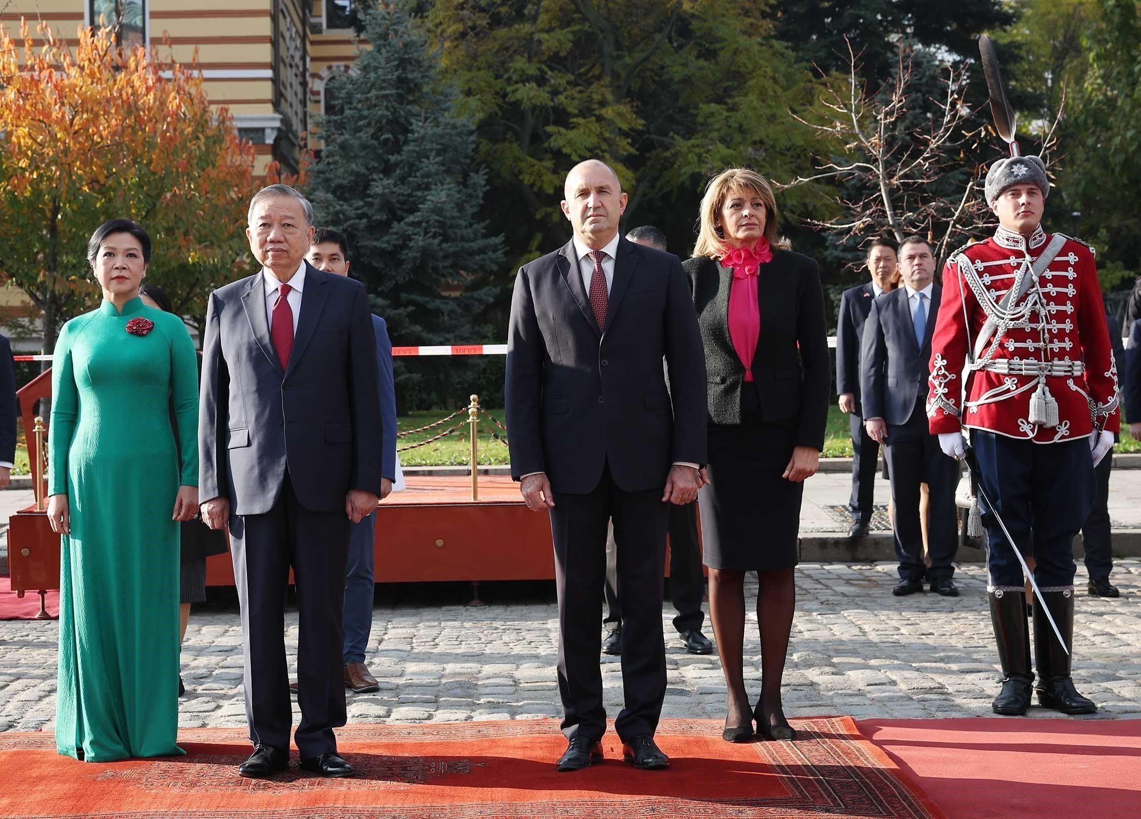 Lễ đón Tổng Bí thư Tô Lâm và phu nhân thăm chính thức Bulgaria - Ảnh 1.
