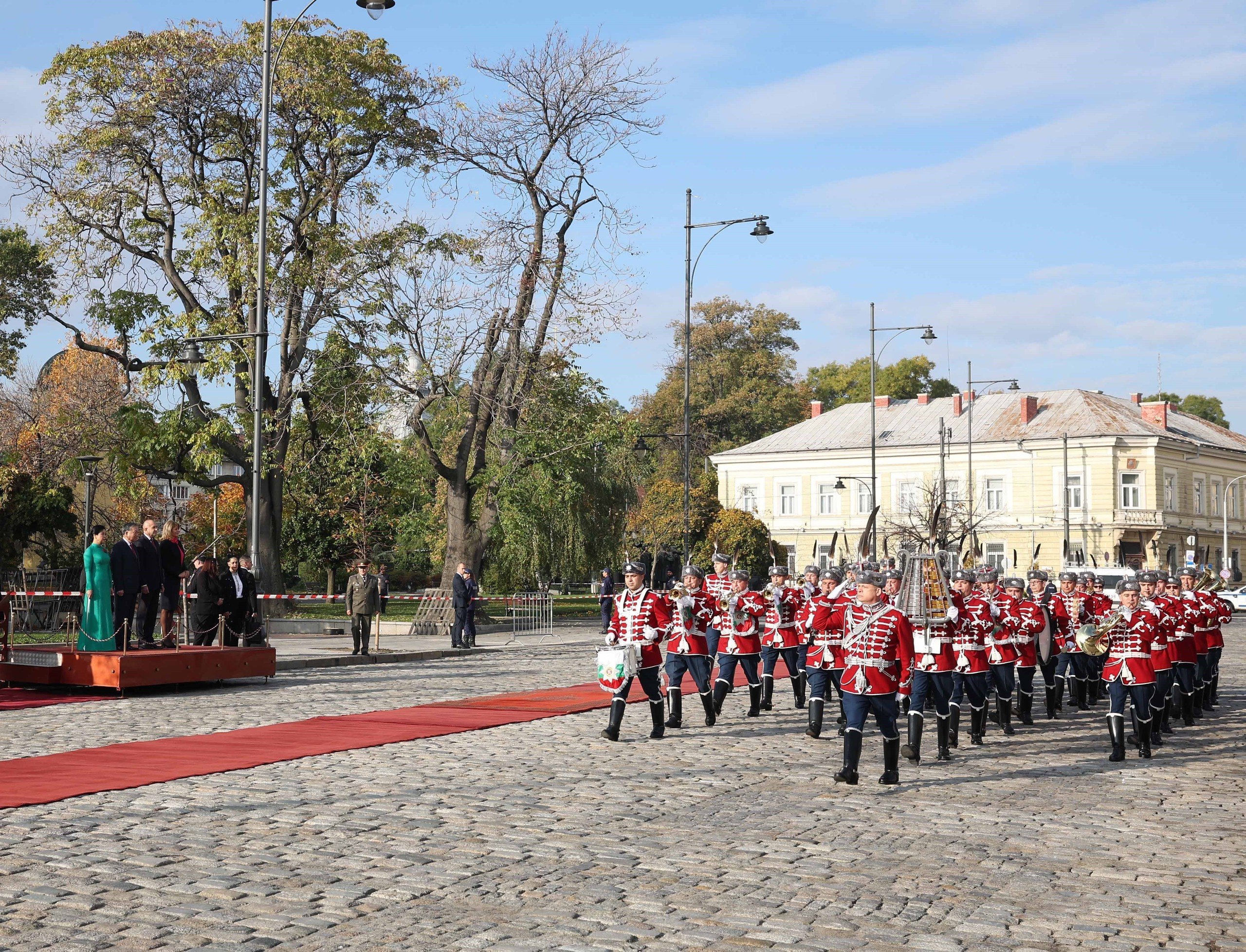 Lễ đón Tổng Bí thư Tô Lâm và phu nhân thăm chính thức Bulgaria - Ảnh 3.