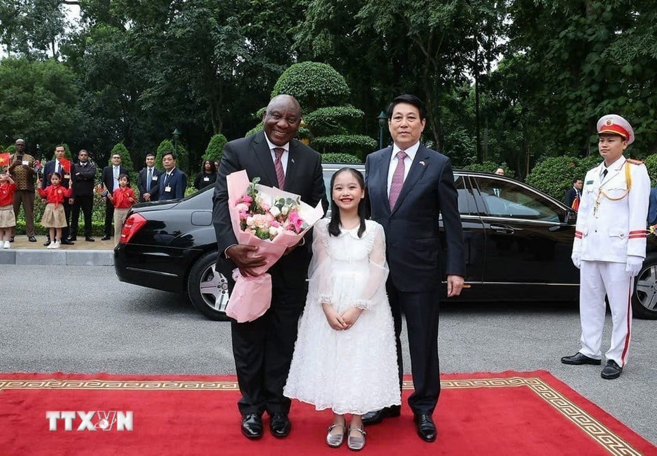 2310 president of south africa 7.jpg