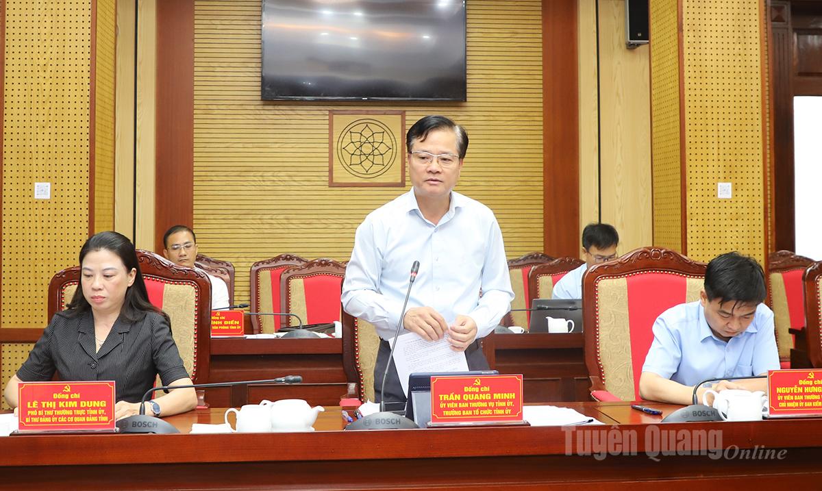 Șeful Comitetului de Organizare al Comitetului Provincial al Partidului, Tran Quang Minh, a discutat în cadrul întâlnirii.
