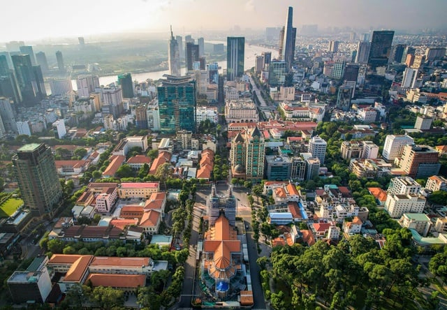 Many urban architectural works with 'golden' locations cannot be ranked as relics - Photo 1. Nhiều công trình kiến trúc đô thị có vị trí 'vàng' chưa thể xếp hạng di tích- Ảnh 1.