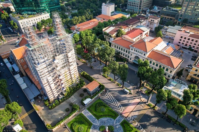 Many urban architectural works with 'golden' locations cannot be ranked as relics - Photo 2. Nhiều công trình kiến trúc đô thị có vị trí 'vàng' chưa thể xếp hạng di tích- Ảnh 2.
