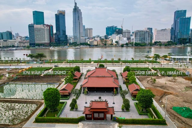 Many urban architectural works with 'golden' locations cannot be ranked as relics - Photo 3. Nhiều công trình kiến trúc đô thị có vị trí 'vàng' chưa thể xếp hạng di tích- Ảnh 3.