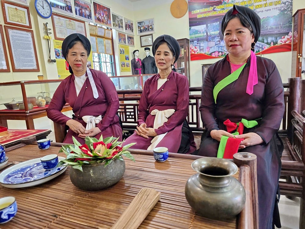 Entdecken Sie den Ort, der die Schönheit, Liebe und den Charme von Quan Ho bewahrt – Foto 3