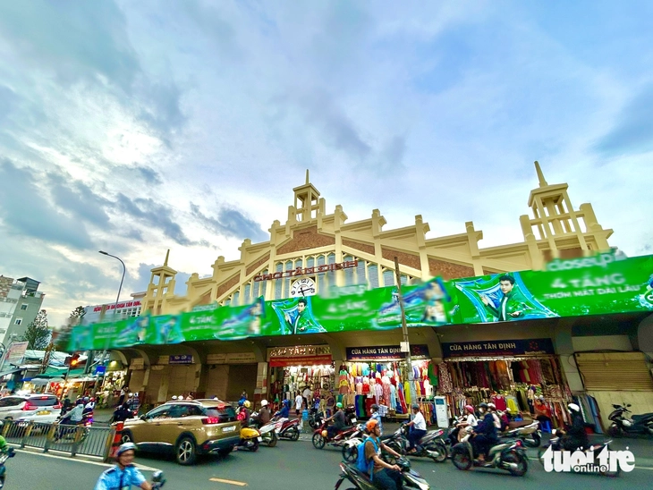 Muitas obras arquitetônicas em locais privilegiados na Cidade de Ho Chi Minh não foram classificadas como relíquias - Foto 4. xếp hạng di tích - Ảnh 4.