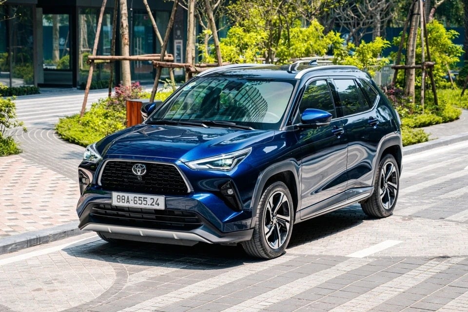 De Toyota Yaris Cross is een van de HEV-modellen die profiteert van korting op het vervangen van de batterij.
