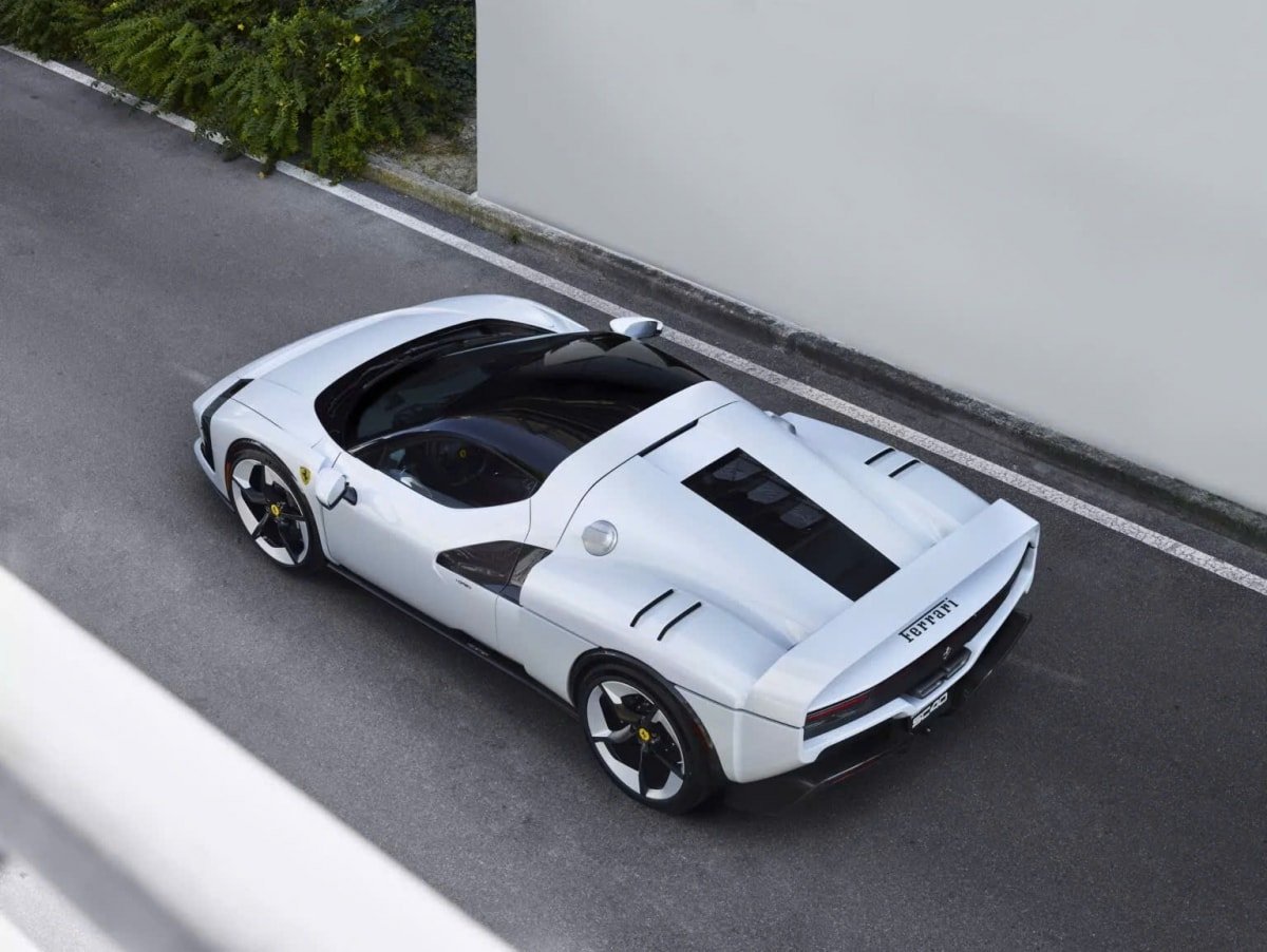 296 GTB:s PHEV-drivlina används