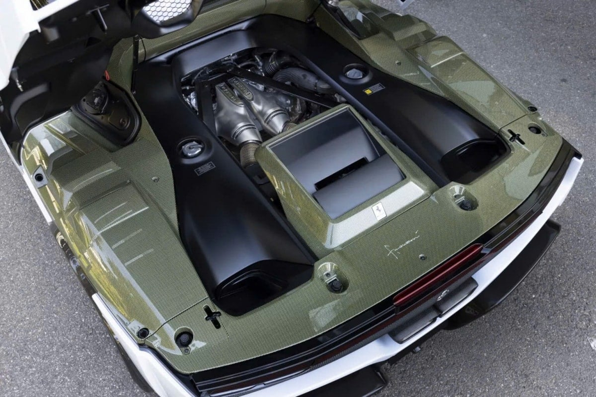 SC40 balanserar F40-arvet med moderna standarder