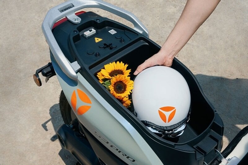 Motocicleta electrică Yadea S3 Pro are un motor puternic, o baterie durabilă de până la 150 km/încărcare și un preț surprinzător de mic!