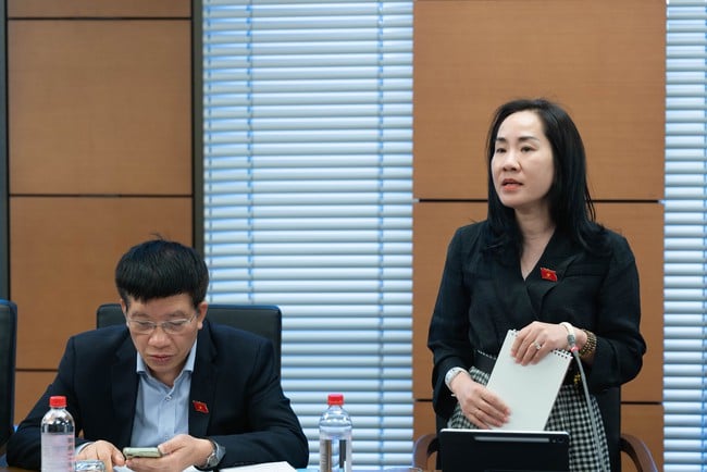 Ändring av presslagen för att möta kraven i den nya situationen - Foto 4. Sửa đổi Luật Báo chí để đáp ứng yêu cầu của tình hình mới - Ảnh 4.