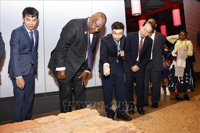 Photo caption
