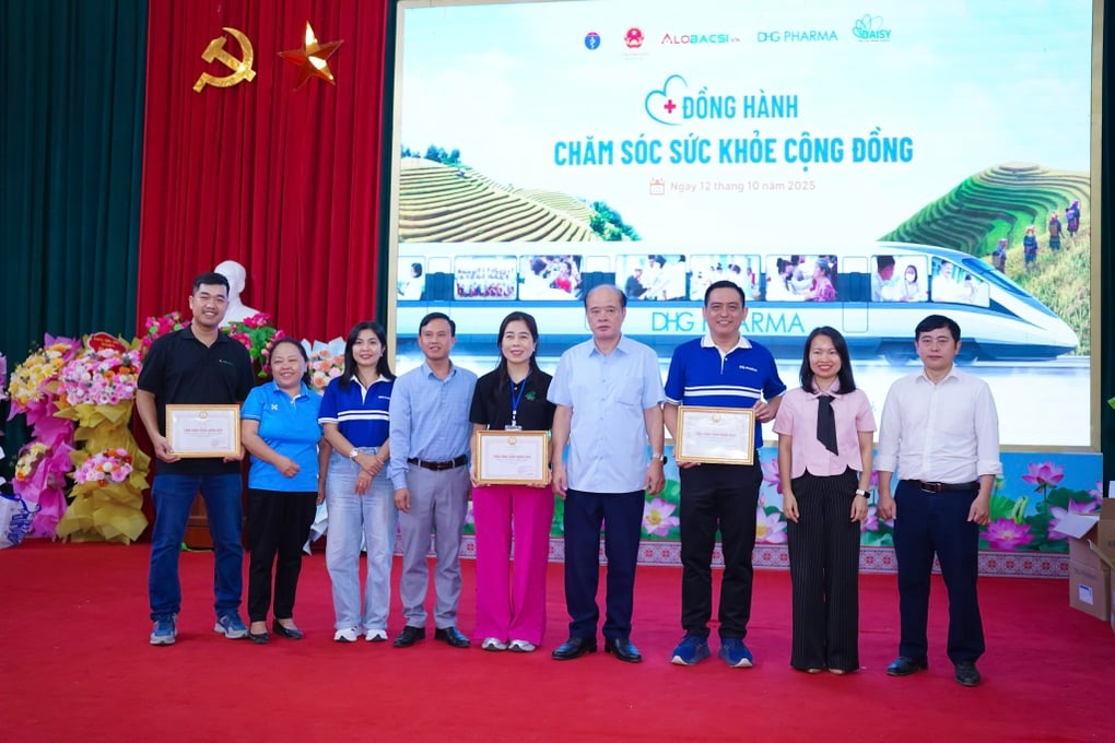 Hành trình DHG Pharma gieo yêu thương, mang nắng ấm đến Lào Cai - 6