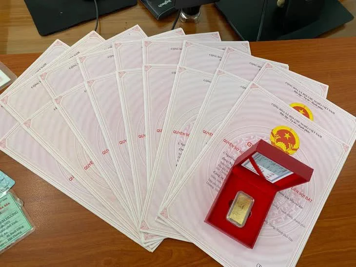 Trước khi bị tạm giam vì chạy án, ca sĩ Lương Bằng Quang  kinh doanh ra sao? - Ảnh 2.