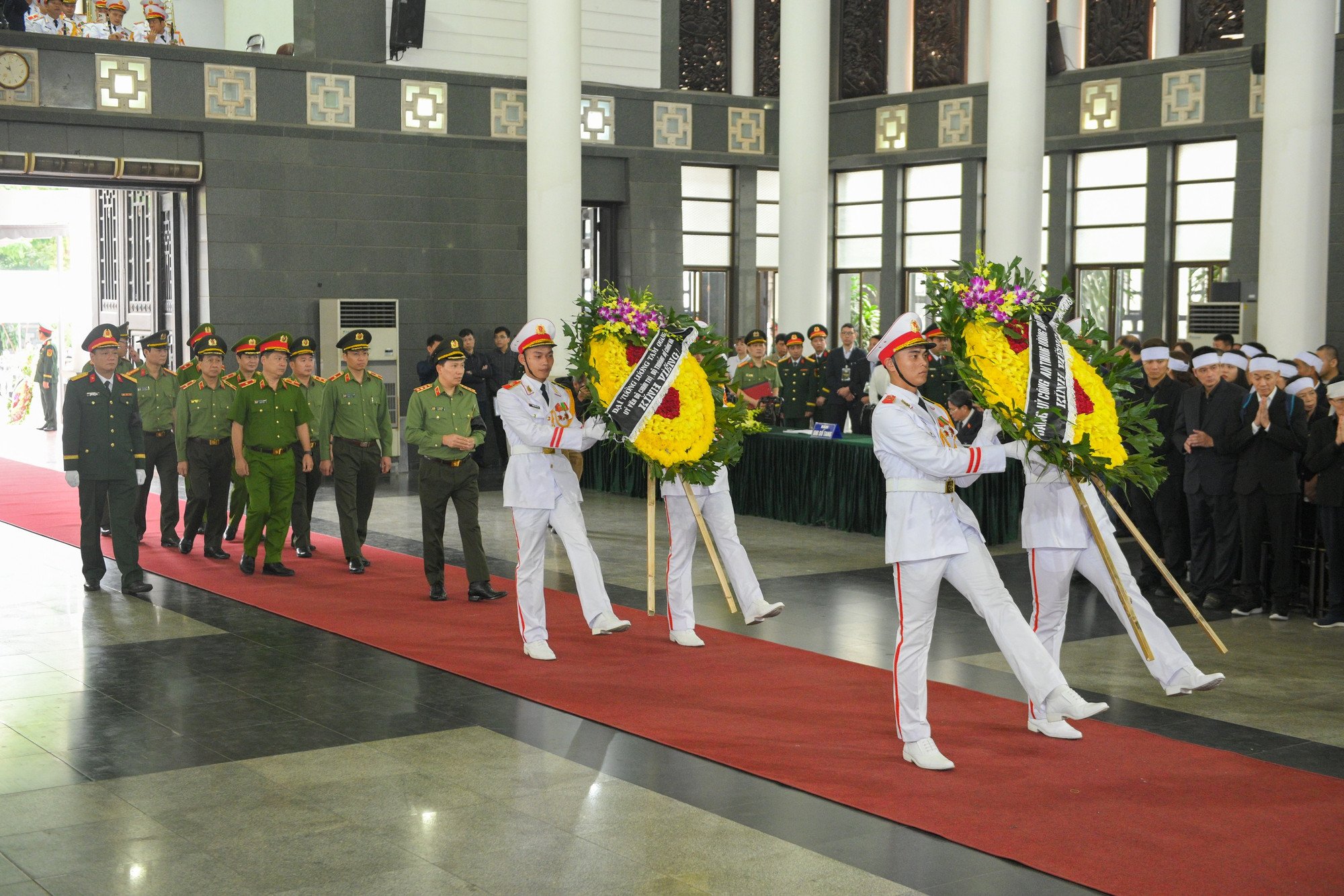 tang-le-tran-phuong-1623.jpg