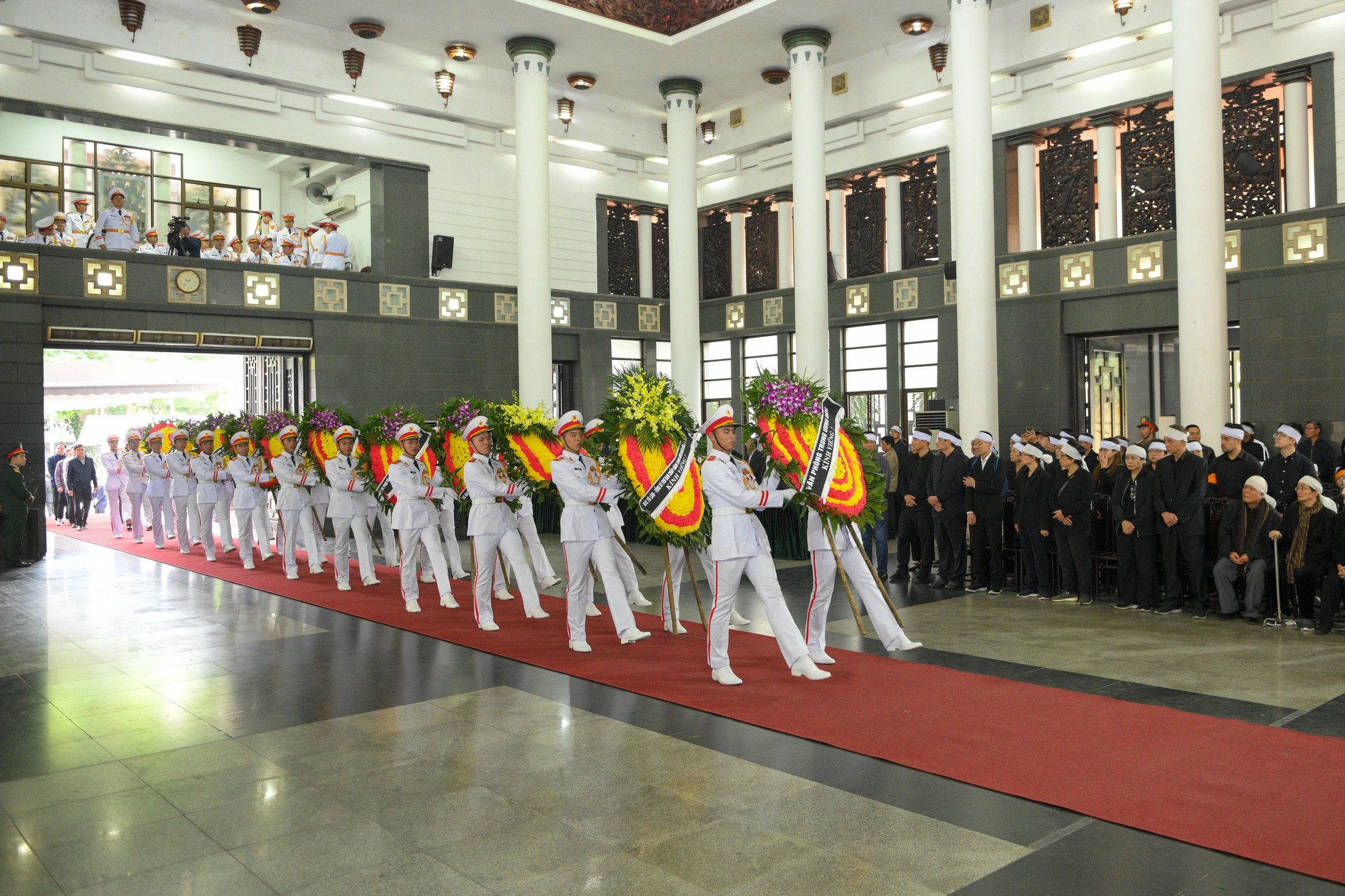 tang-le-tran-phuong-1701.jpg