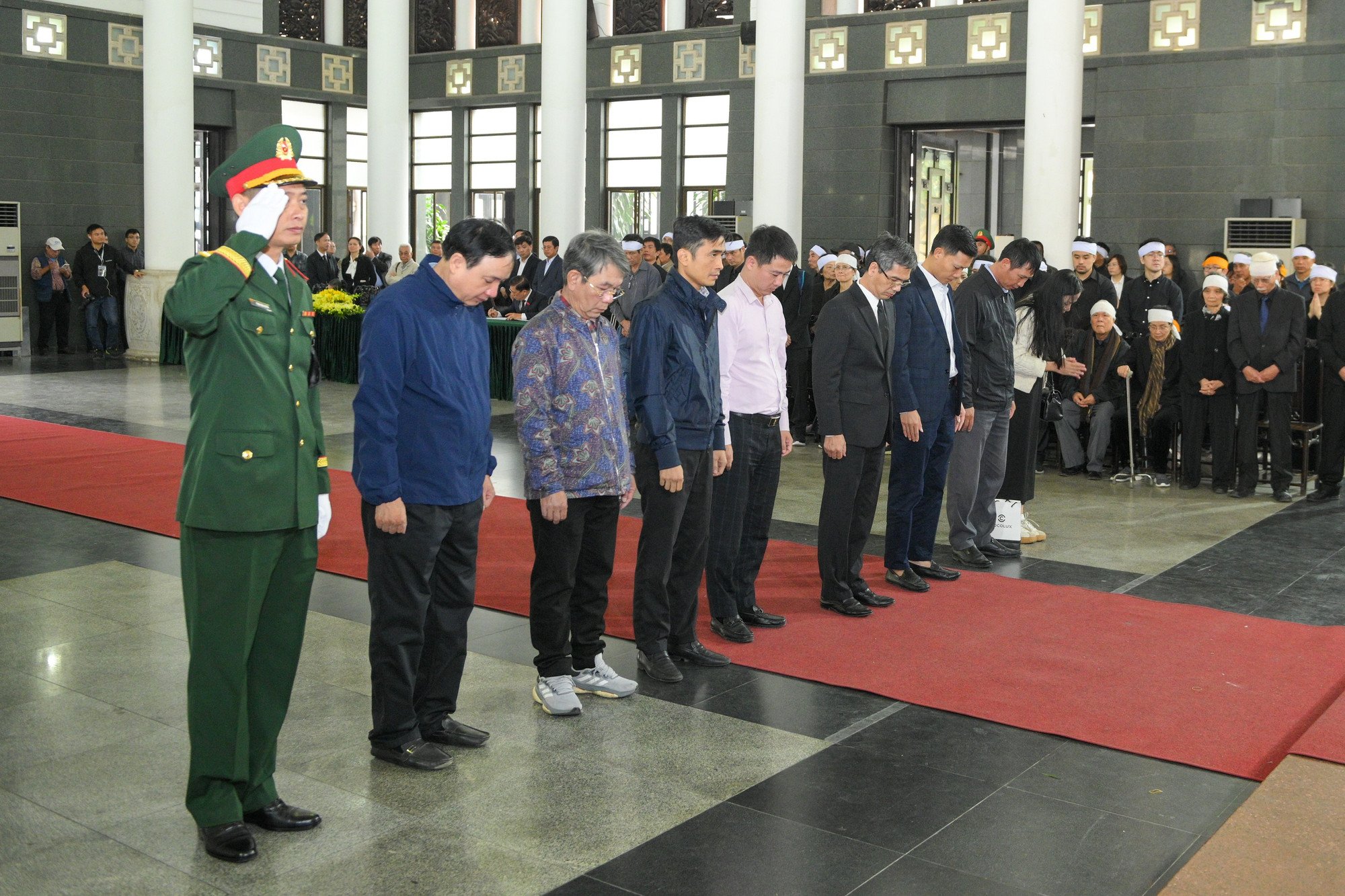tang-le-tran-phuong-1713.jpg