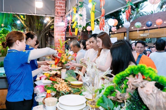 Lễ hội Ẩm thực Saigontourist Group: Tự hào Việt Nam 3 năm liền đứng đầu thế giới- Ảnh 2. Lễ hội Ẩm thực Saigontourist Group: Tự hào Việt Nam 3 năm liền đứng đầu thế giới- Ảnh 2.