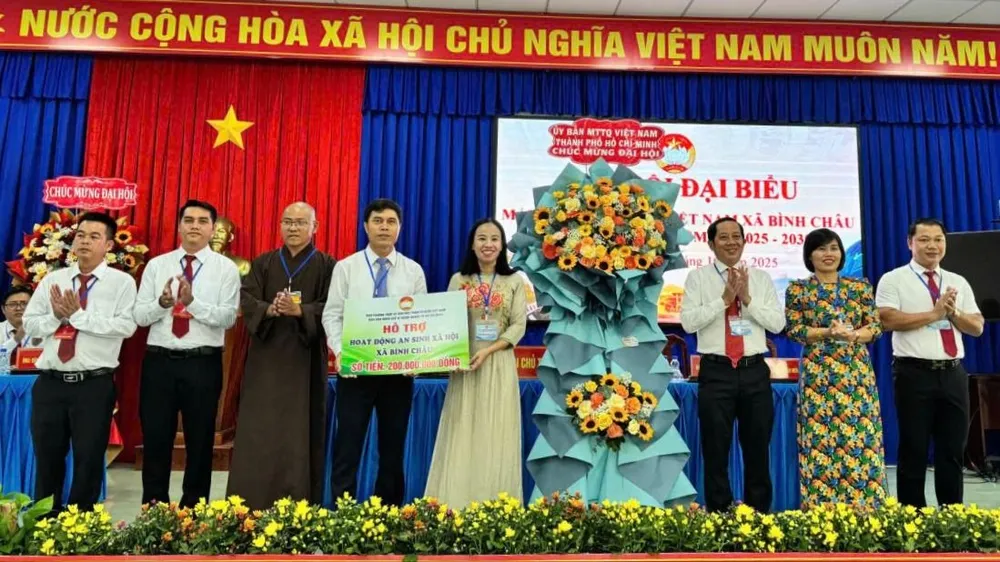 binh châu 2.jpg