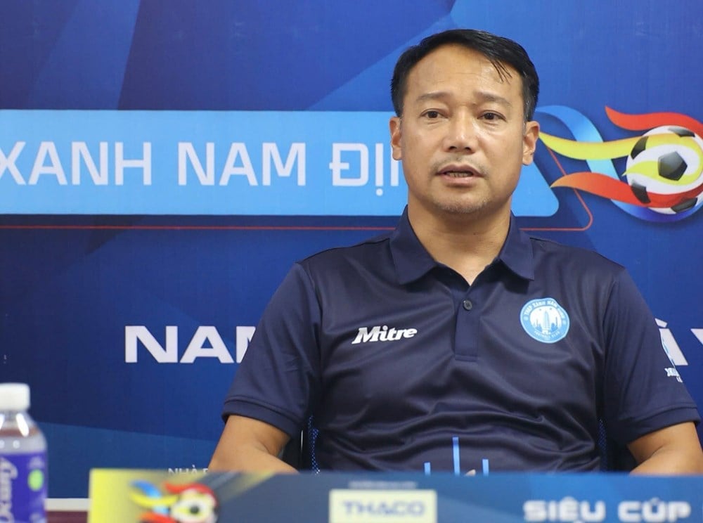Trenér Vu Hong Viet se rozešel s klubem Nam Dinh? - foto 1