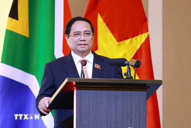 ttxvn-thu-tuong-va-tong-thong-nam-phi-matamela-cyril-ramaphosa-du-dien-dan-doanh-nghiep-24-2.jpg