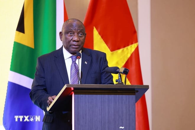 ttxvn-thu-tuong-va-tong-thong-nam-phi-matamela-cyril-ramaphosa-du-dien-dan-doanh-nghiep-24-3.jpg