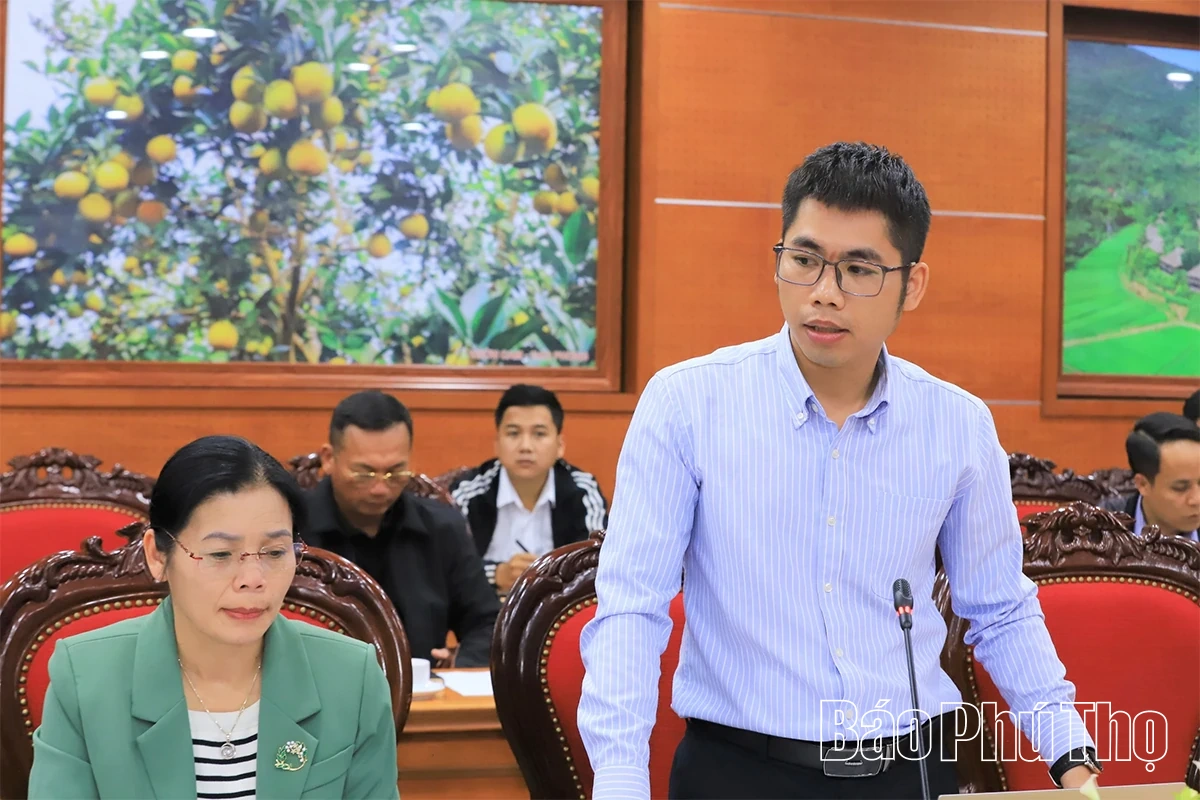 İl Halk Komitesi Başkan Yardımcısı Quach Tat Liem, Hoa Binh - Moc Chau Otoyolu projesinin hızlandırılması konusunu görüşmek üzere bir toplantı gerçekleştirdi.