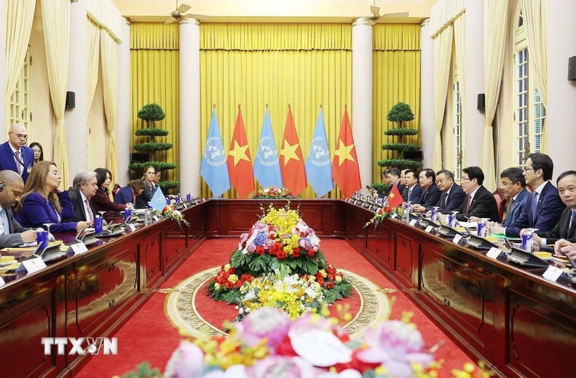 Luong Cuong elnök megbeszélést folytat António Guterres ENSZ-főtitkárral. (Fotó: Lam Khanh/VNA)