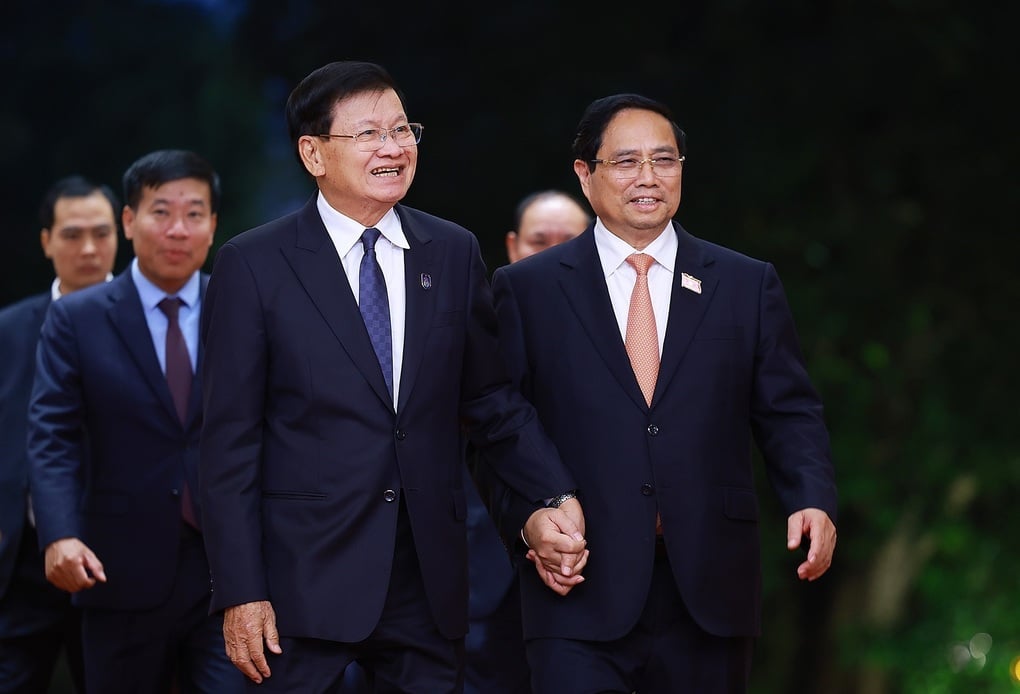 Việt Nam luôn dành ưu tiên cao nhất cho mối quan hệ đặc biệt với Lào - 1