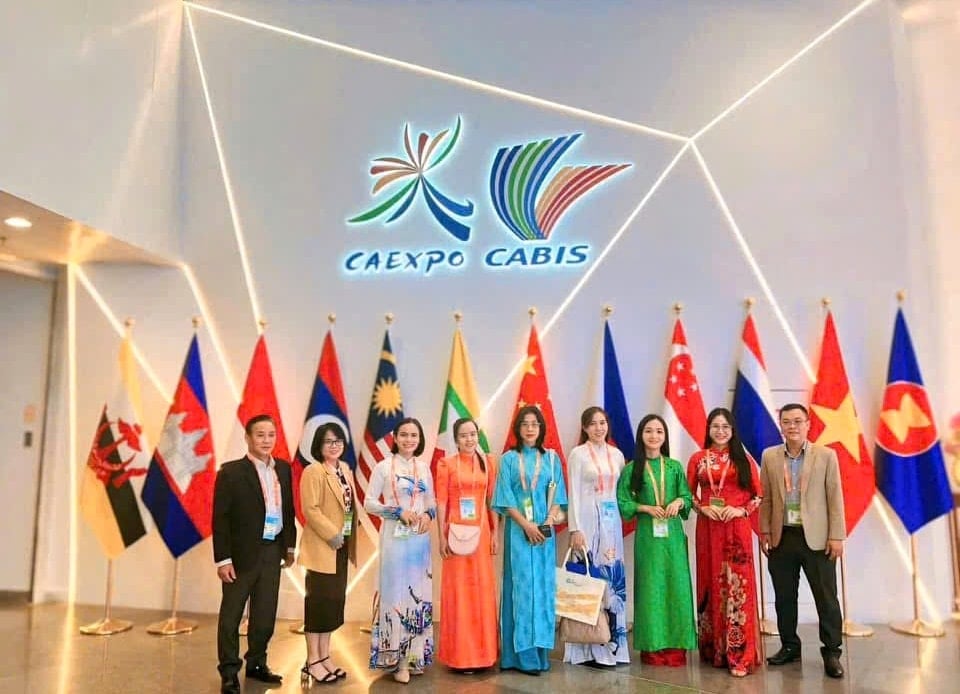 Hang Viet - giao thuong quoc te