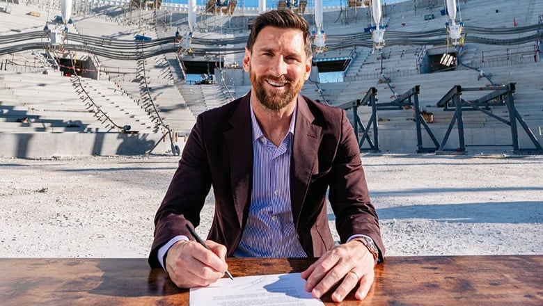 messi-gia-han-hop-dong-voi-inter-miami-thi-dau-den-nam-41-tuoi-269983.jpg