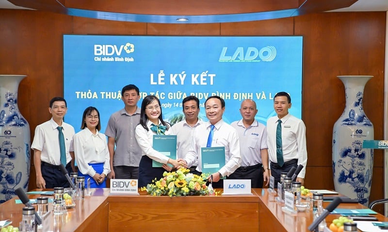 BIDV บินห์ดินห์ร่วมมือส่งเสริมการเปลี่ยนแปลงสีเขียวและการชำระเงินดิจิทัล BIDV Bình Định hợp tác thúc đẩy chuyển đổi xanh, thanh toán số