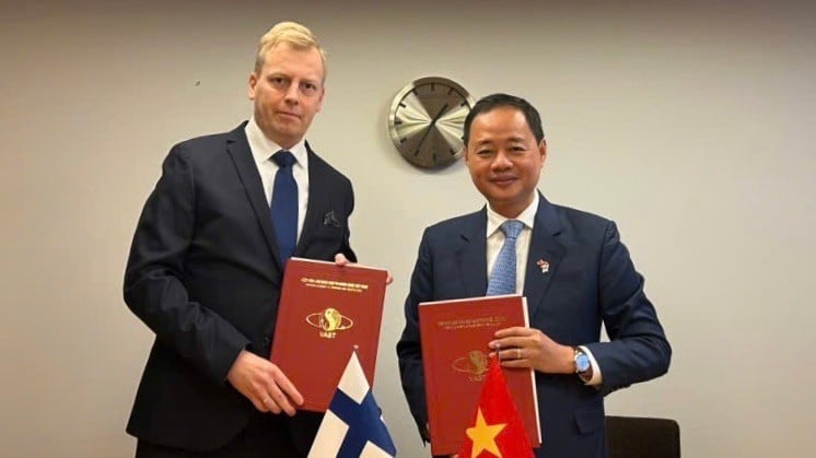Lễ ký kết Biên bản ghi nhớ giữa Viện Hàn lâm Khoa học và Công nghệ Việt Nam và Cơ quan Khí tượng Phần Lan tại thủ đô Helsinki, Cộng hòa Phần Lan.