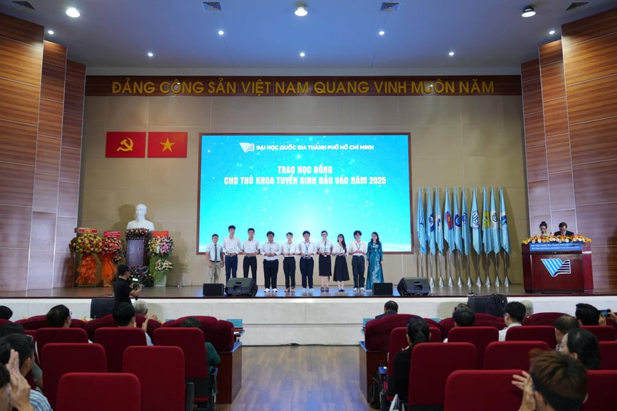 ทุนการศึกษา.jpg